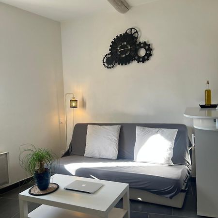 Cosy Studio Hyper Centre Avec Kitchenette & Climatisation Carpentras Kültér fotó